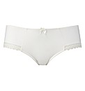 Cleo Juna Brief