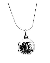Sterling Silver Round Locket Necklace