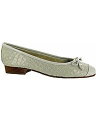 Riva Stint Patent Suede Shoe