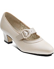 Equity Maxine Shoe
