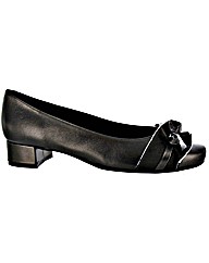 Riva Paca Court Shoe