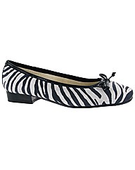 Riva Kia Patent Zebra Shoe