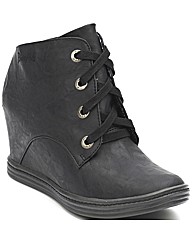 Blowfish Trick Boot
