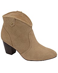 Ravel Lucian suede ankle boot