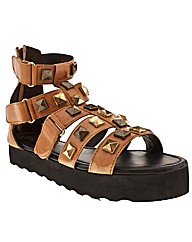 schuh Magnitude Stud
