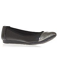 Anne Klein Alaner3 shoes