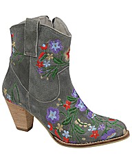 Ravel Logan suede boot