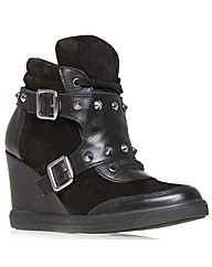 Carvela Kurt Geiger Leroy trainers