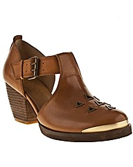 schuh First Love