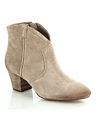 Ash Spirals Boot