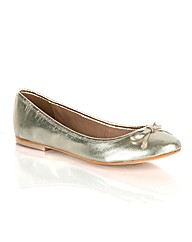 Daniel Ballet Pump