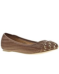 schuh Kage Woven Pump