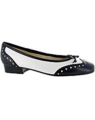 Riva Brogue Navy/White Ballerina