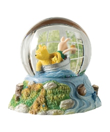 Winnie the Pooh Surrounded Waterball