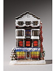 Lilliput Lane Christmas at Mol