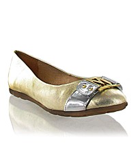 Marta Jonsson metallic leather pump