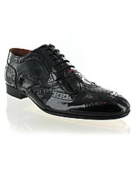 Jonsson patent leather shoe
