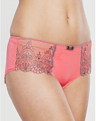 Neve Embroidery Short