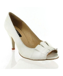 Marta Jonsson White leather court