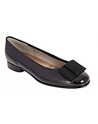 Gabor Assist Patent Ballerina Pumps