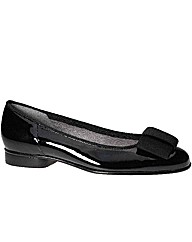Gabor Assist Patent Ballerina Pumps