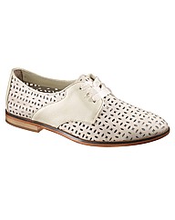 Hush Puppies BASIS