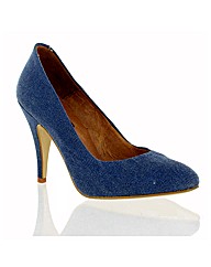 Marta Jonsson blue canvas shoe