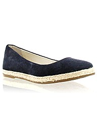 Marta Jonsson navy suede pump