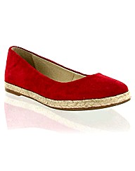 Marta Jonsson red suede pump