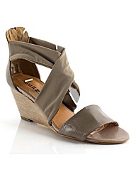 Daniel Dovedale Sandal