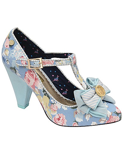 babycham canvas pumps