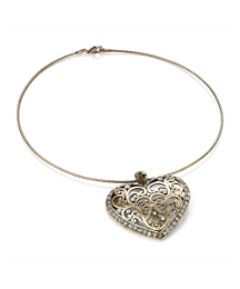 Gold Coloured Heart Pendant Collar