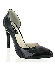 Marta Jonsson black patent court