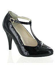 Marta Jonsson black patent court