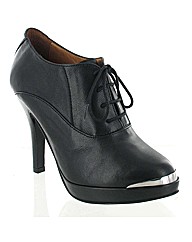 Marta Jonsson black leather ankle boot